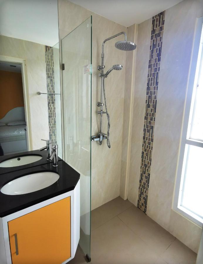 Daisy Residence Pantai Jomtien Bagian luar foto