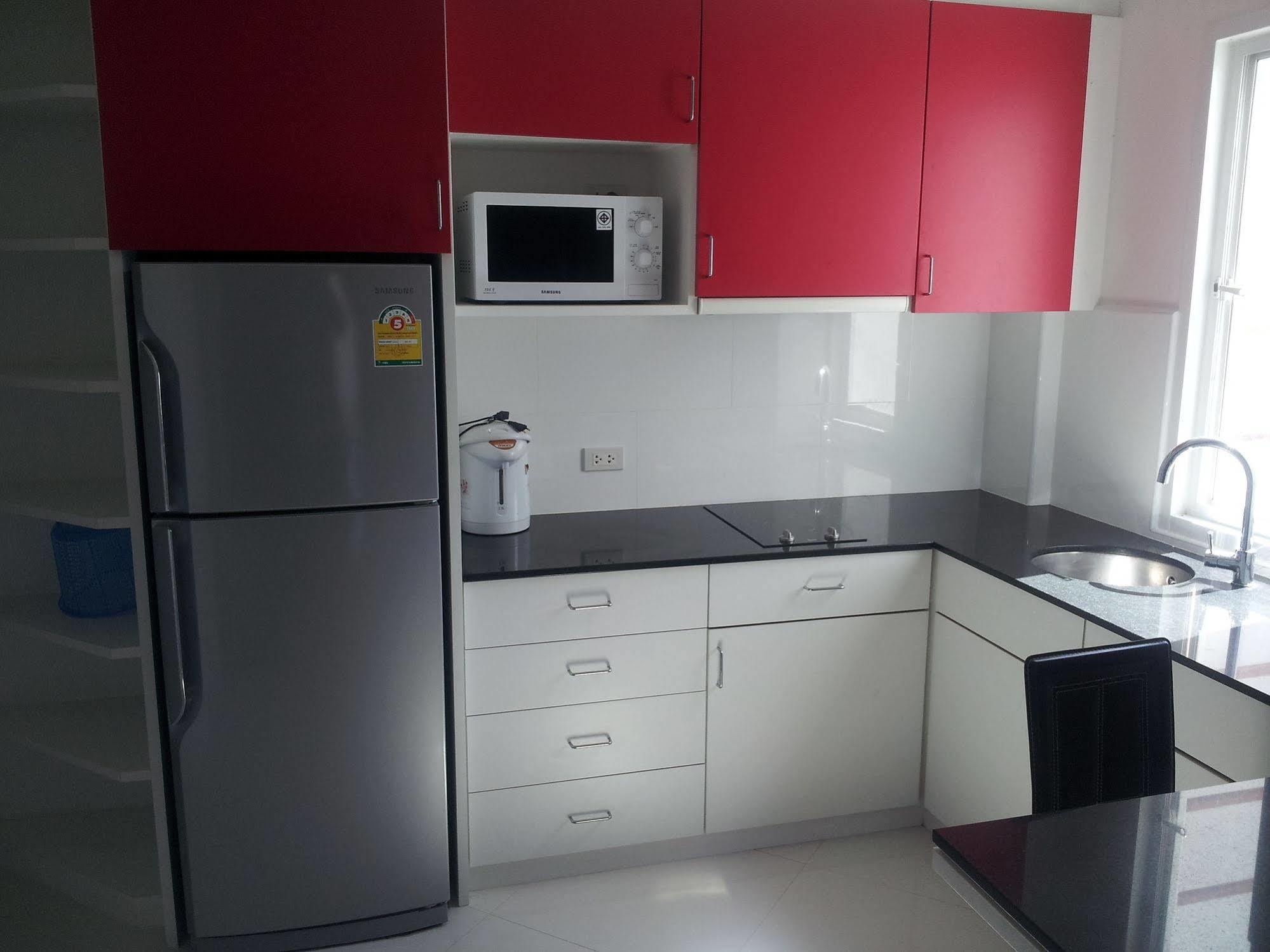 Daisy Residence Pantai Jomtien Bagian luar foto